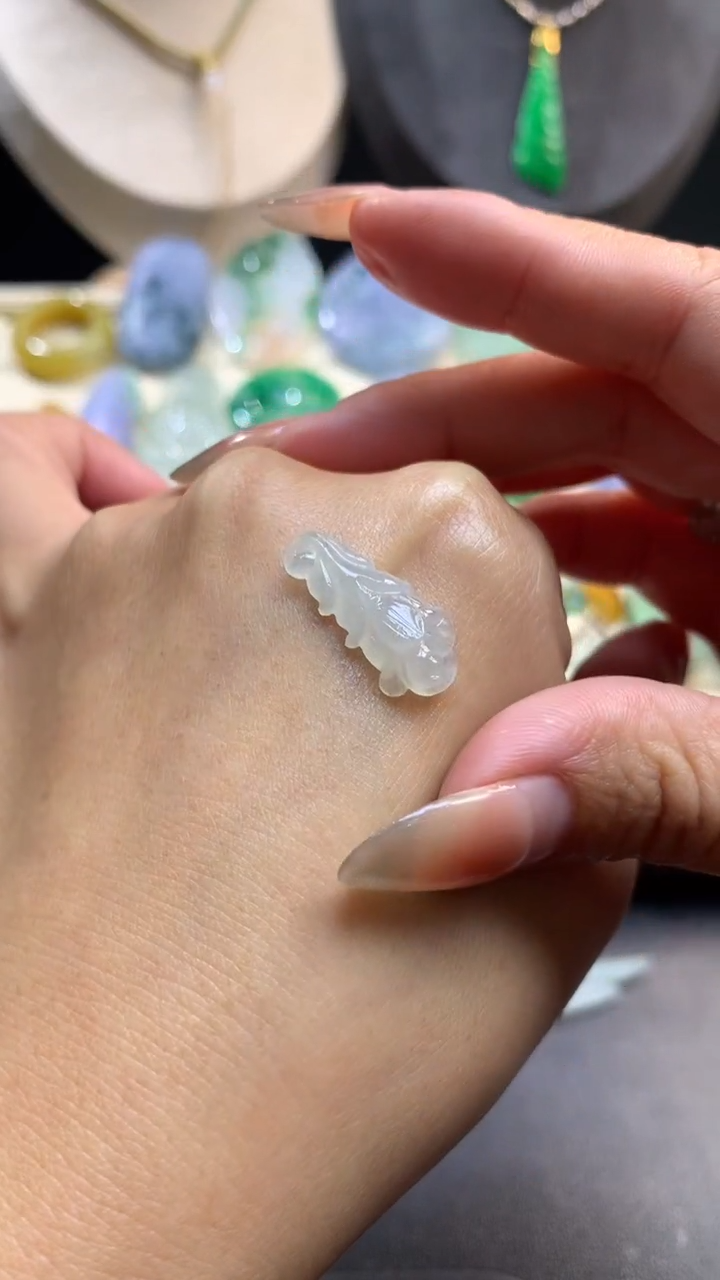 【闪购商品】定制翡翠未镶嵌翡翠
