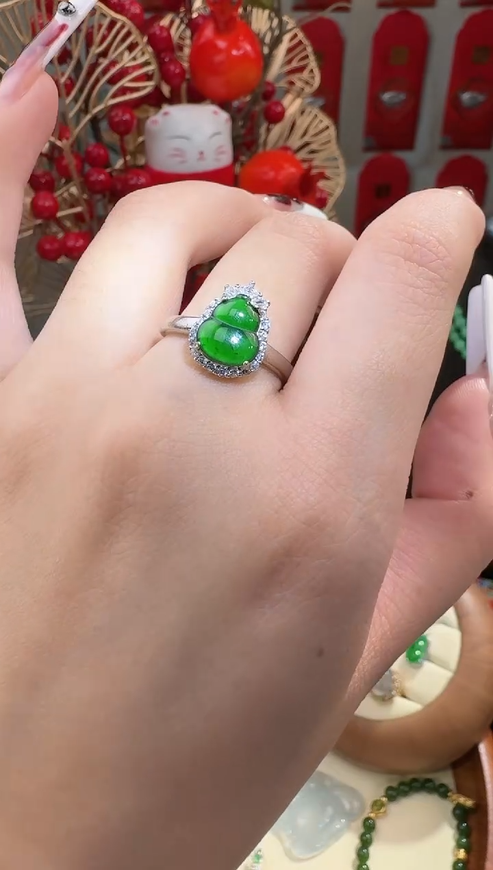 【闪购商品】翡翠颈饰银S925镶嵌戒指