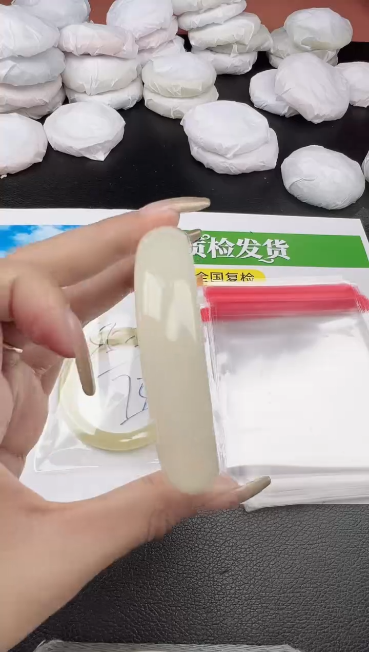 未镶嵌手镯石英质玉晴水圈口57