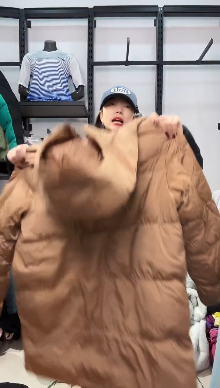 2293闪购编码  运动卫衣裤以直播间过款为准 尺码  ·  180