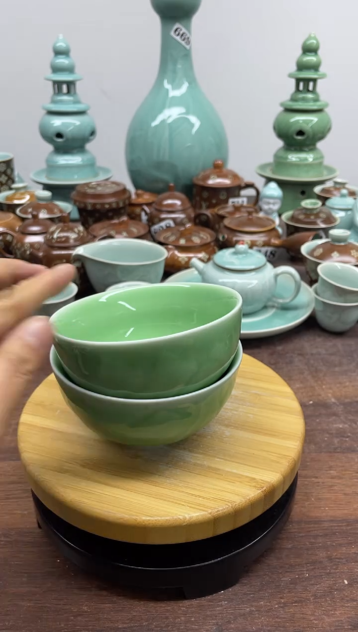 特价青瓷 慧语瓷坊 微瑕4.5寸