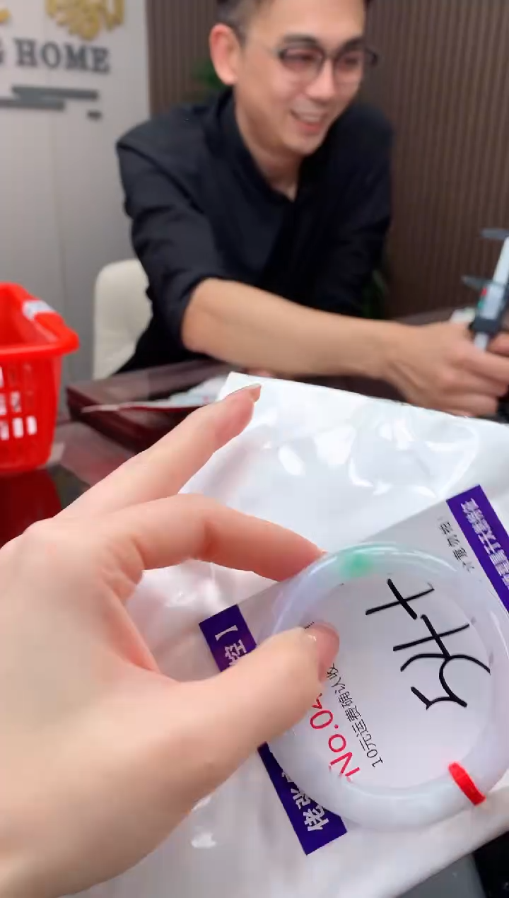 【闪购商品】翡翠手镯未镶嵌天然缅甸A货翡翠