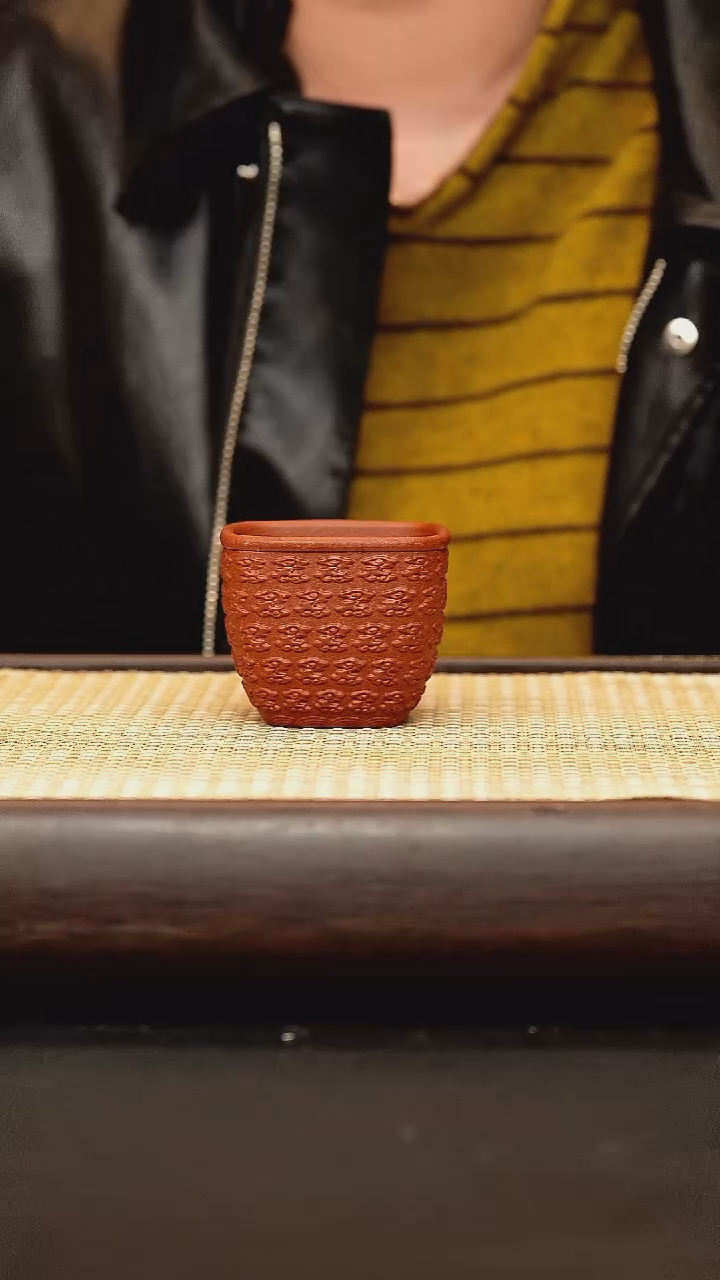 茶壶紫砂四方祥云杯 主人杯 100cc 降坡泥