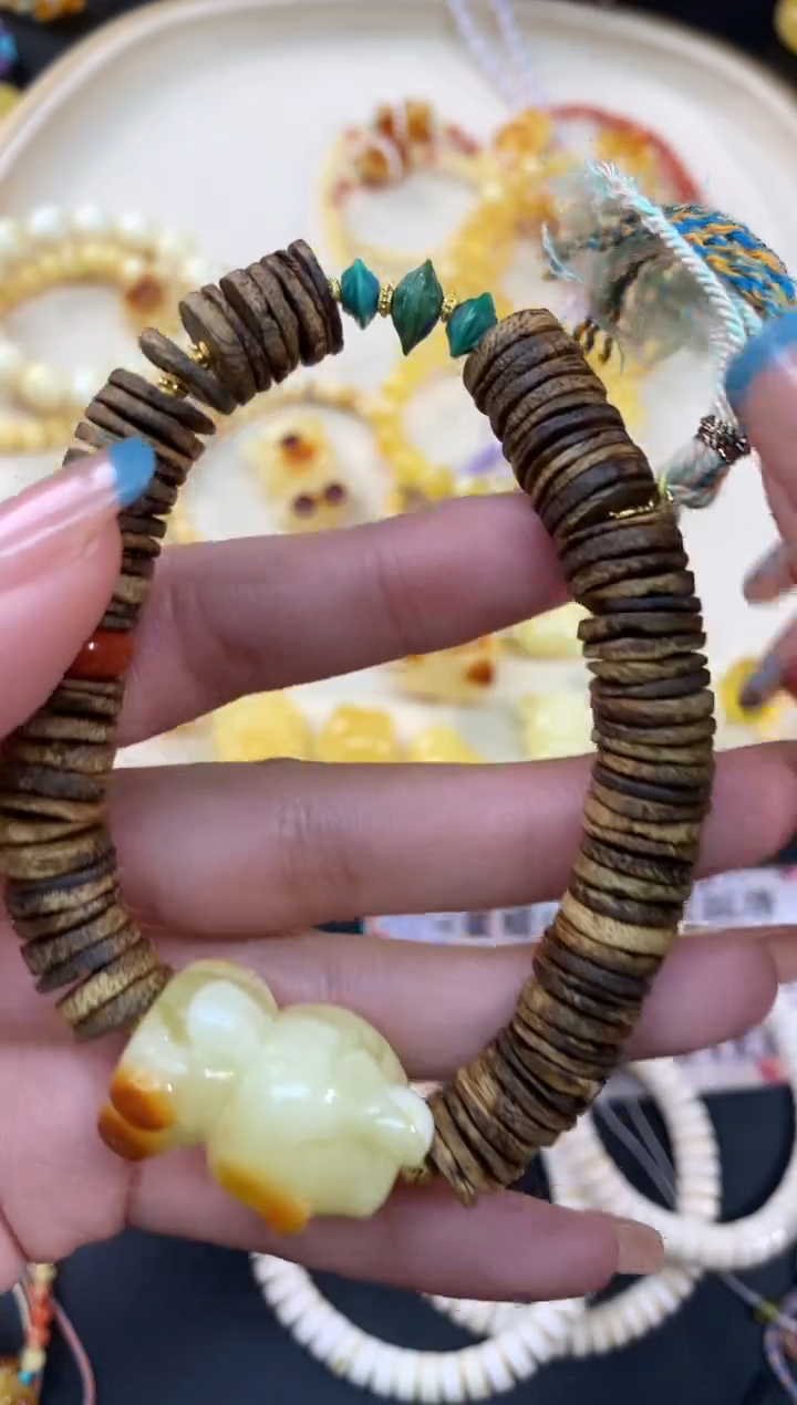 【闪购商品】蜜蜡裸石未镶嵌手串A64|2680