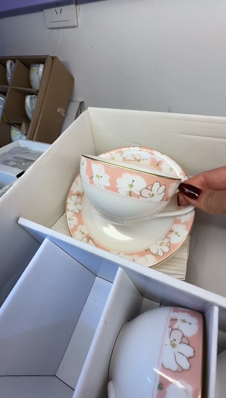 瓷片满58米包邮48小时发货