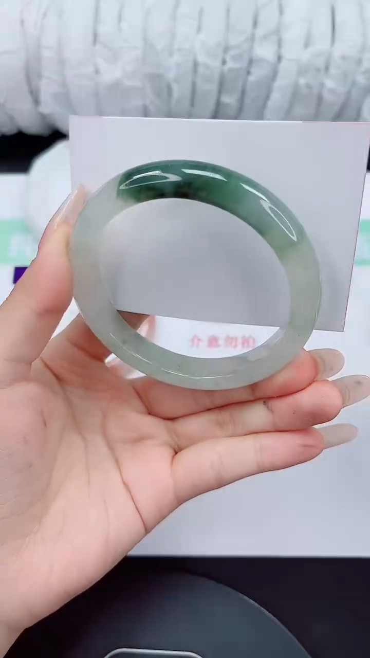 石英质玉手镯未镶嵌273-60/61