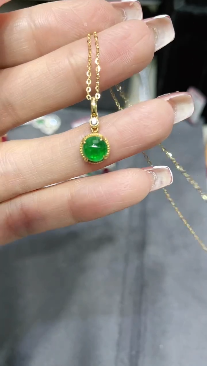 【闪购商品】祖母绿项链18K金镶嵌·