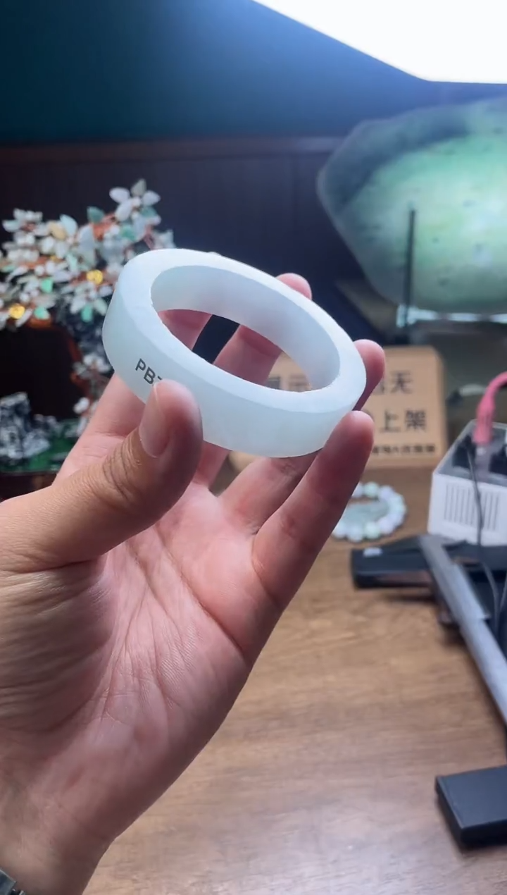 【闪购商品】定制翡翠手镯未镶嵌定制