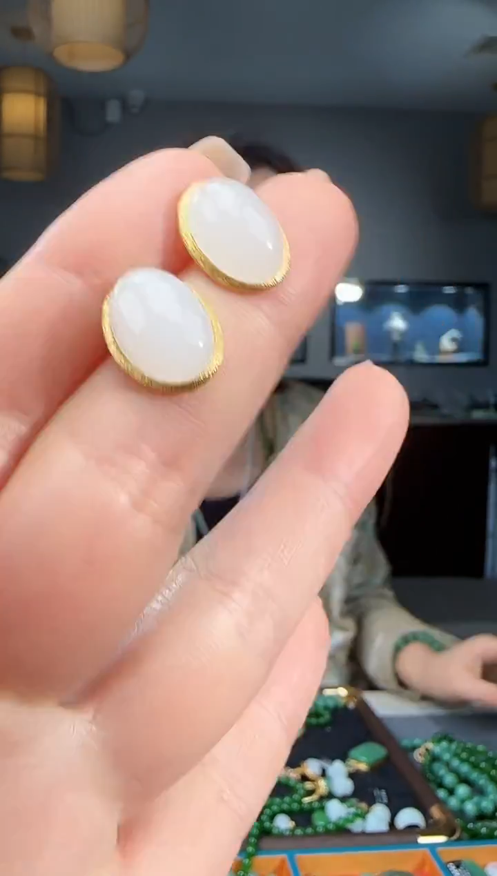 银S925镶嵌和田玉耳饰1