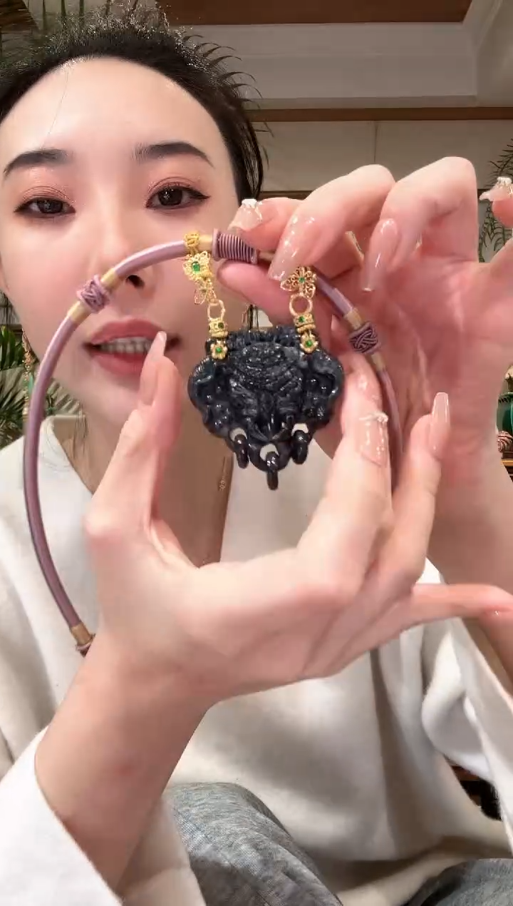 【闪购商品】翡翠颈饰未镶嵌国风