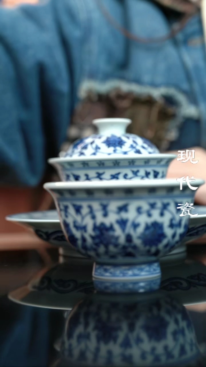 景德镇易梵辰手工手绘缠枝莲压手杯