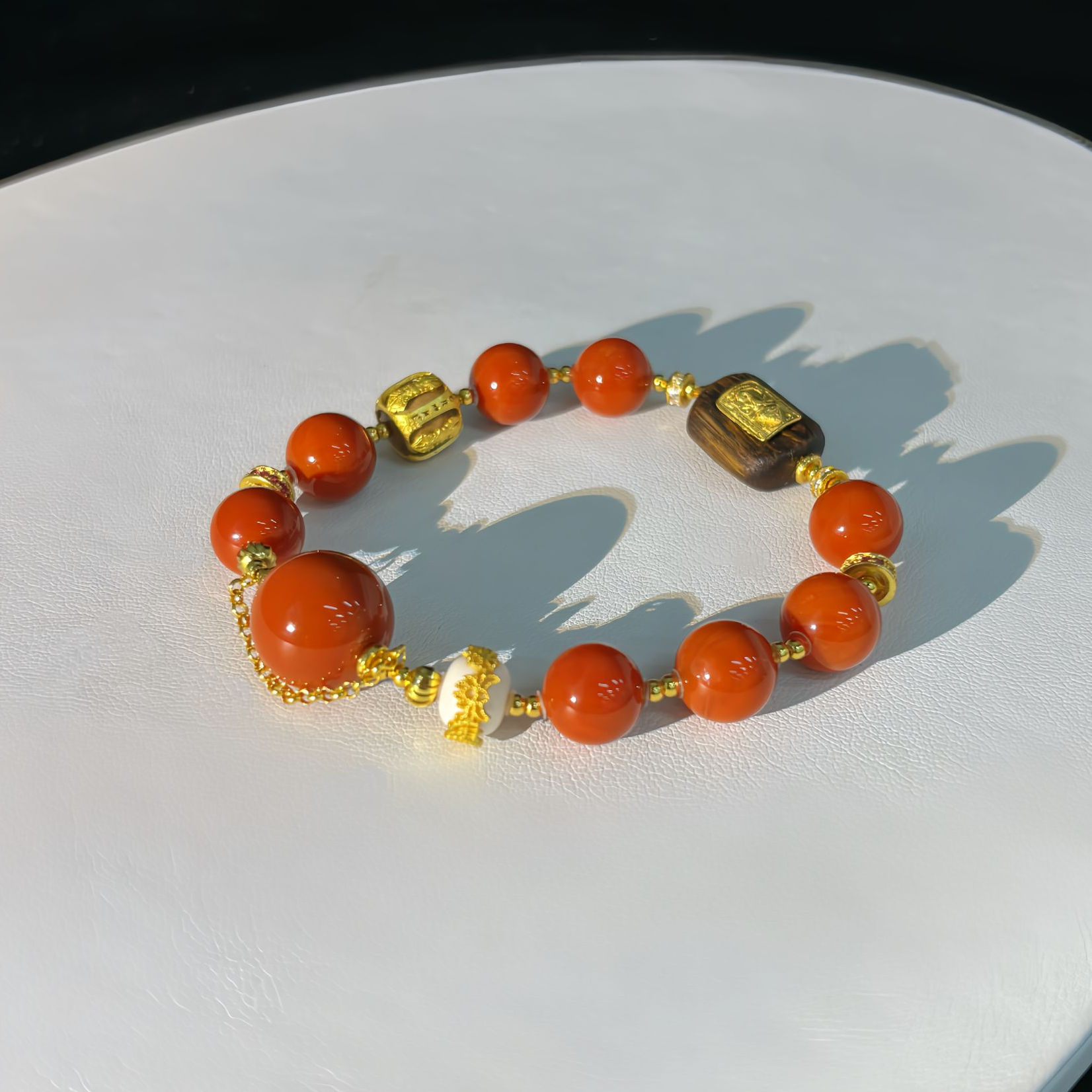 南红沉香手串   3155  多样性发一件