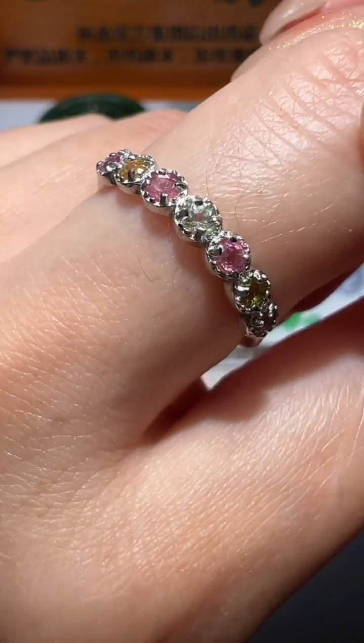 【闪购商品】碧玺排戒银S925镶嵌碧玺排戒