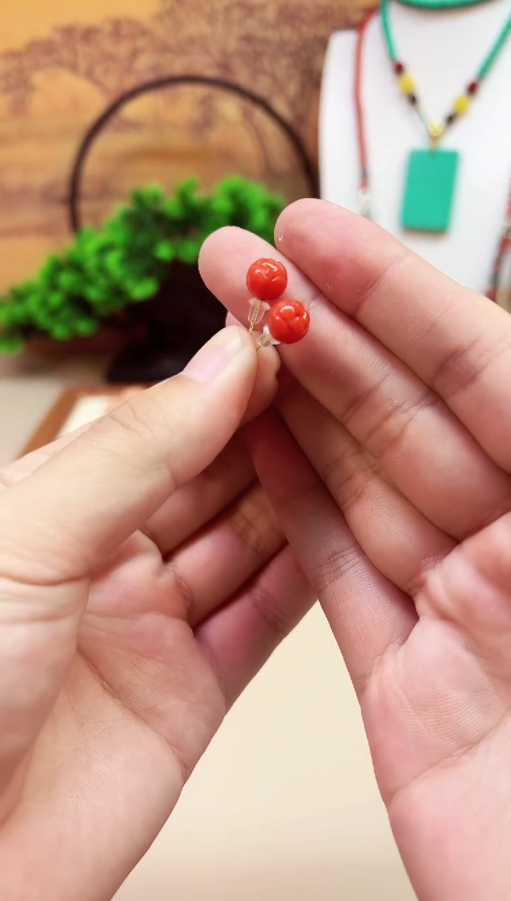 南红玛瑙14K金镶嵌耳饰E482