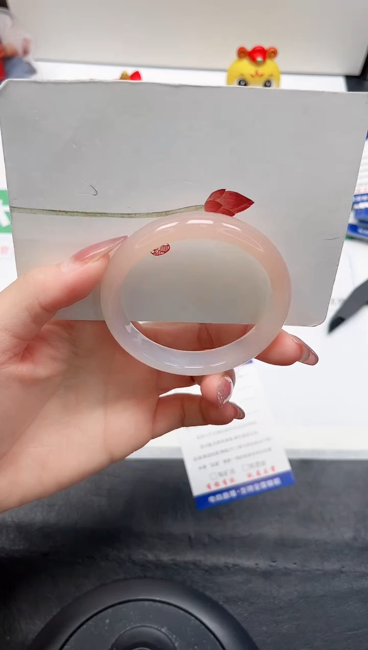 【闪购商品】石英质玉手镯未镶嵌58-54