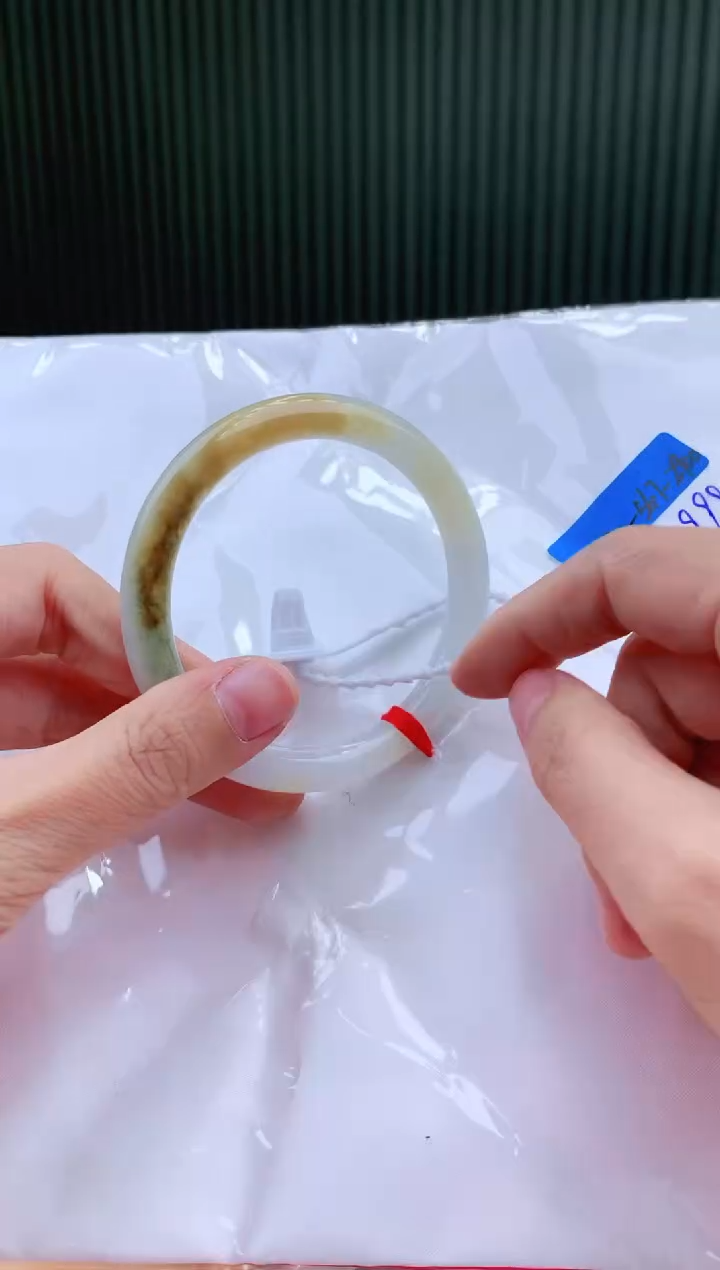 未镶嵌手镯翡翠56+