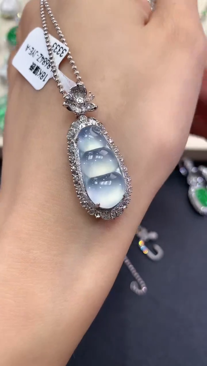 【闪购商品】翡翠吊坠(不含链)18K金镶嵌q71