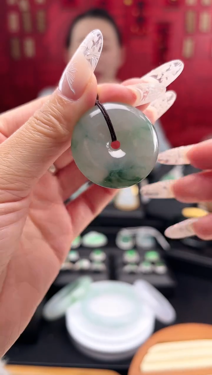 【闪购商品】翡翠颈饰未镶嵌吊坠