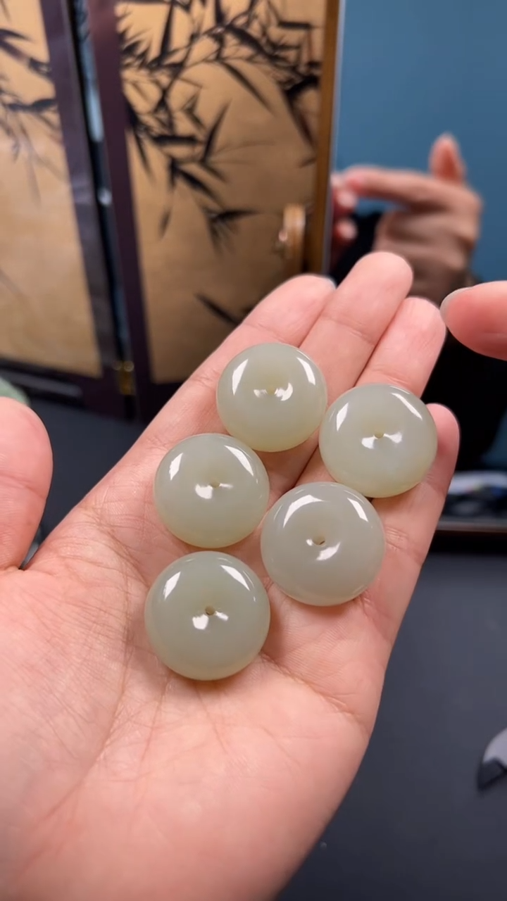 【闪购商品】和田玉颈饰未镶嵌随机多样性发一