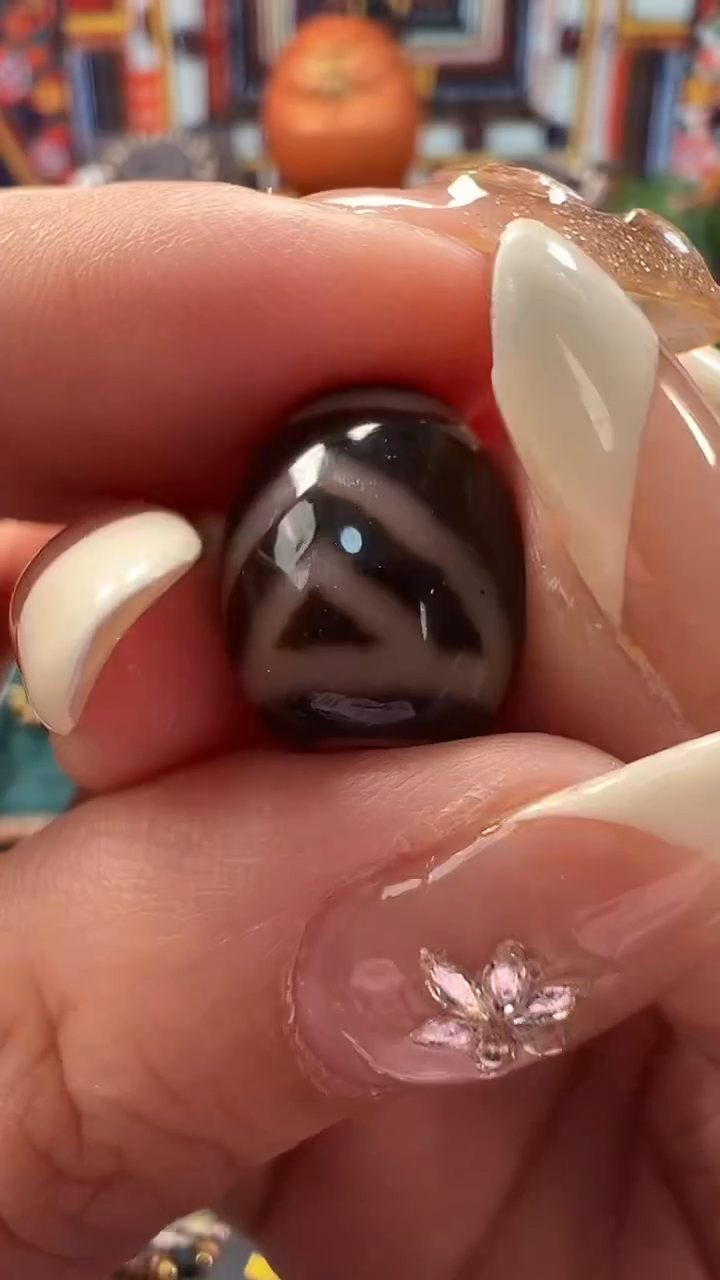 玛瑙/玉髓（覆膜）颈饰未镶嵌63.（微瑕）