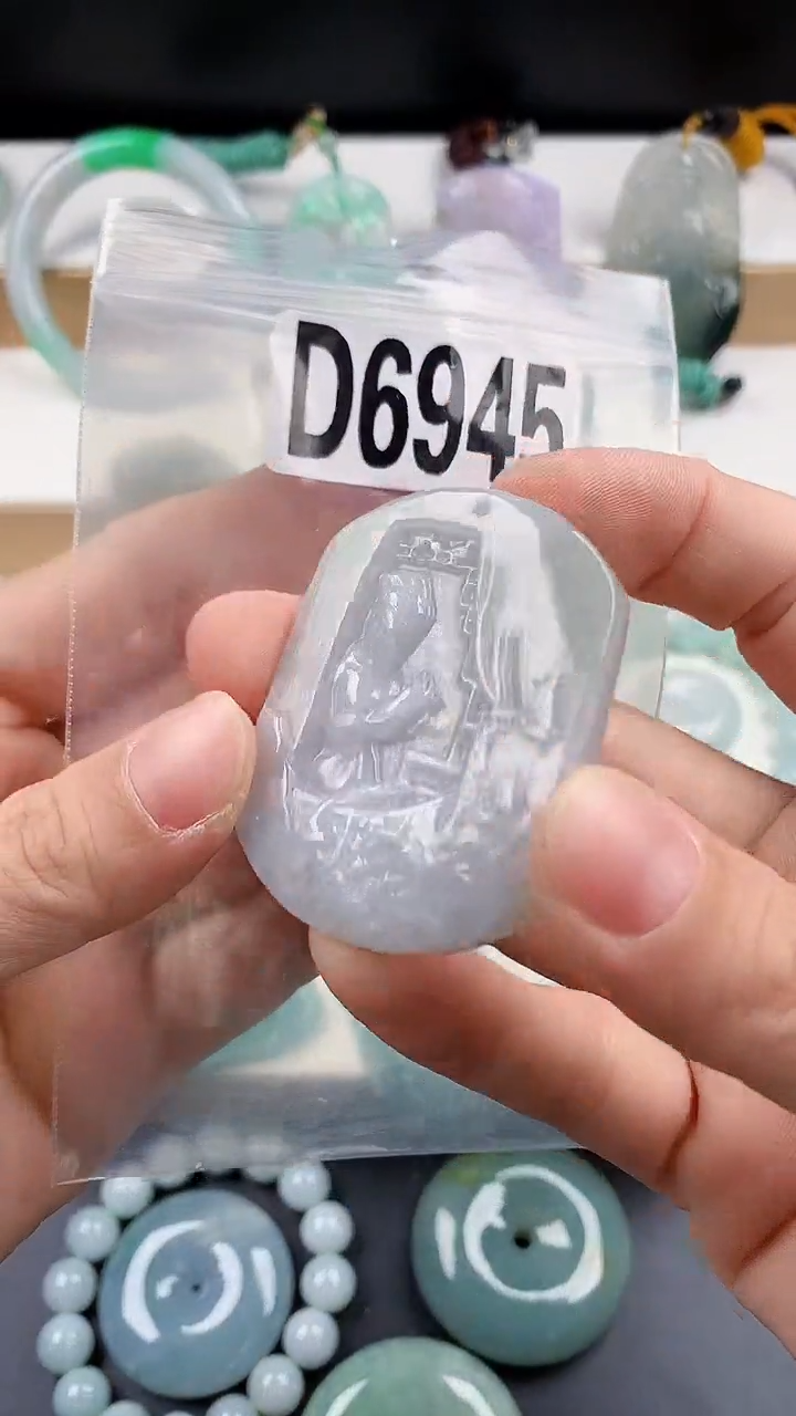 颈饰未镶嵌翡翠天然翡翠吊坠挂件