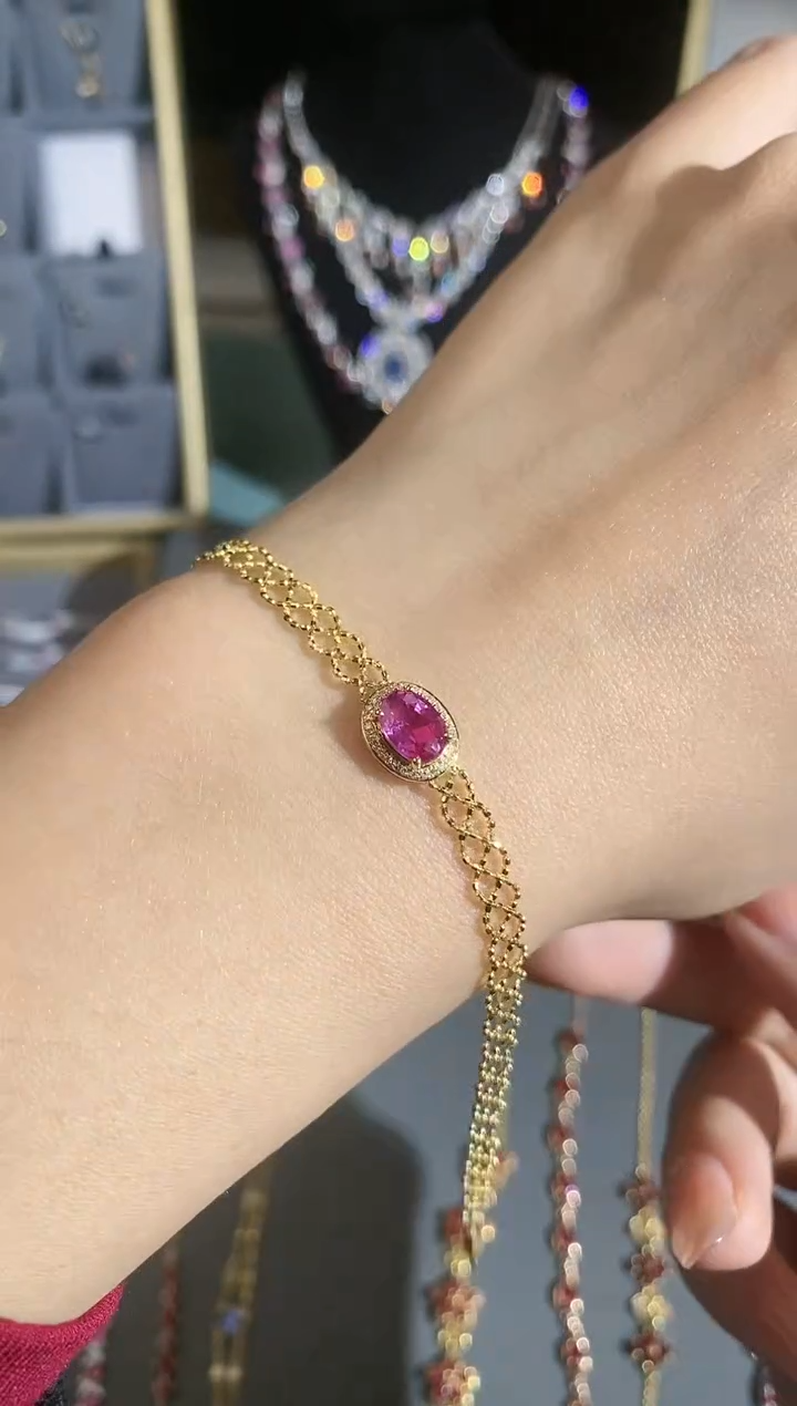 【闪购商品】红宝石手链18K金镶嵌手链