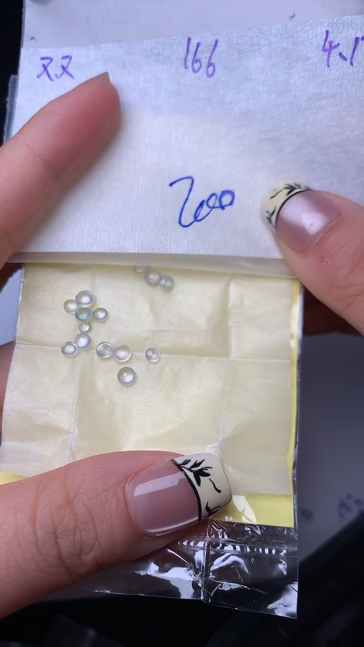 翡翠散珠未镶嵌缅甸天然翡翠A货166