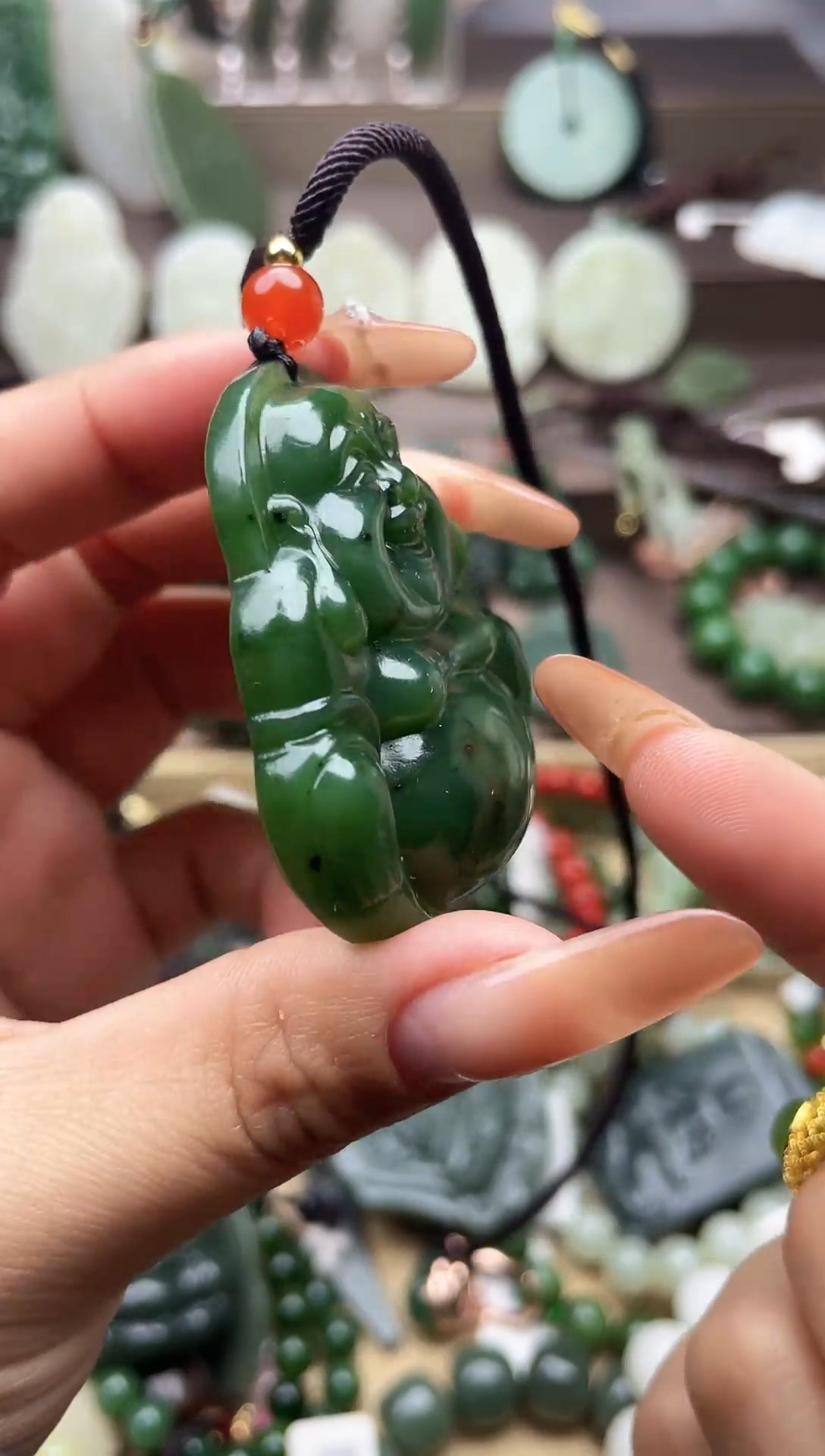 颈饰未镶嵌和田玉未镶嵌和田玉吊坠多样性拍一发一