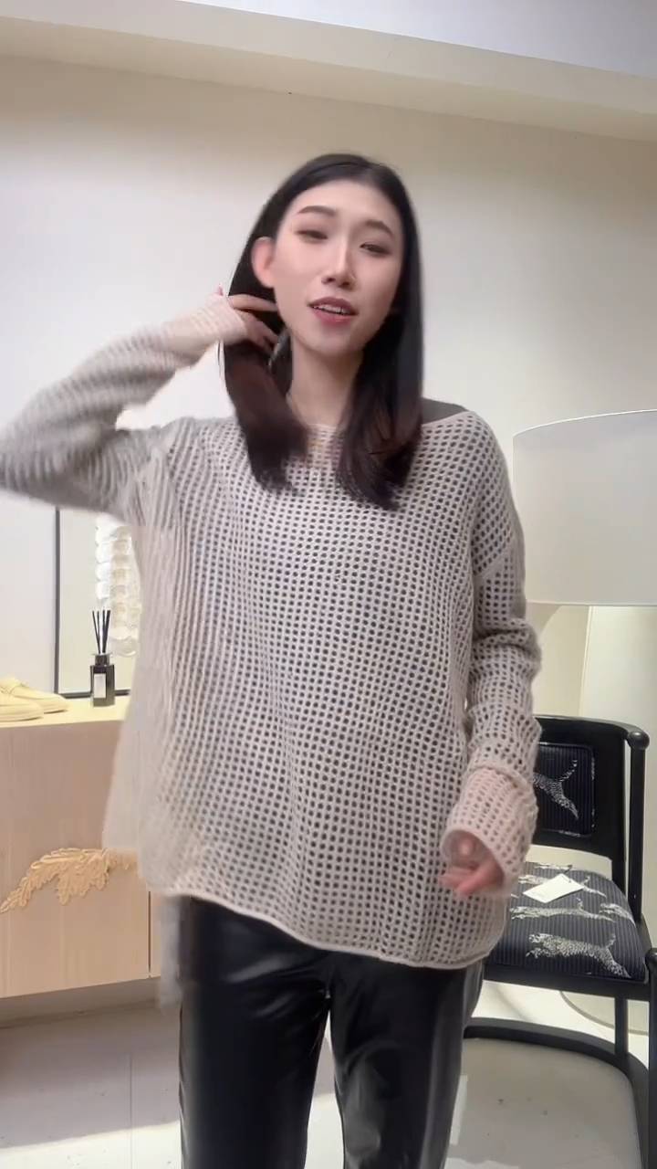 山羊绒镂空设计长袖