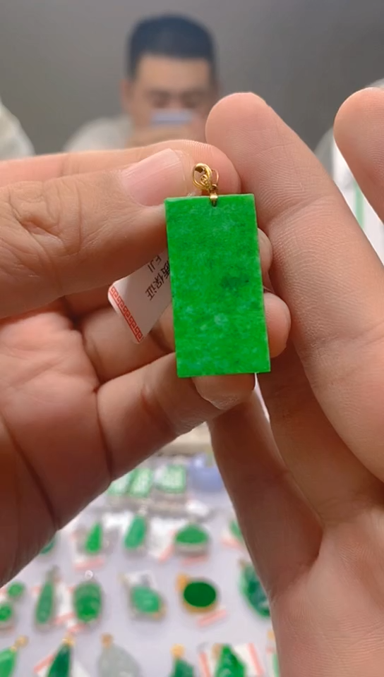 【闪购商品】翡翠颈饰18K金镶嵌新号开播，全场乱卖