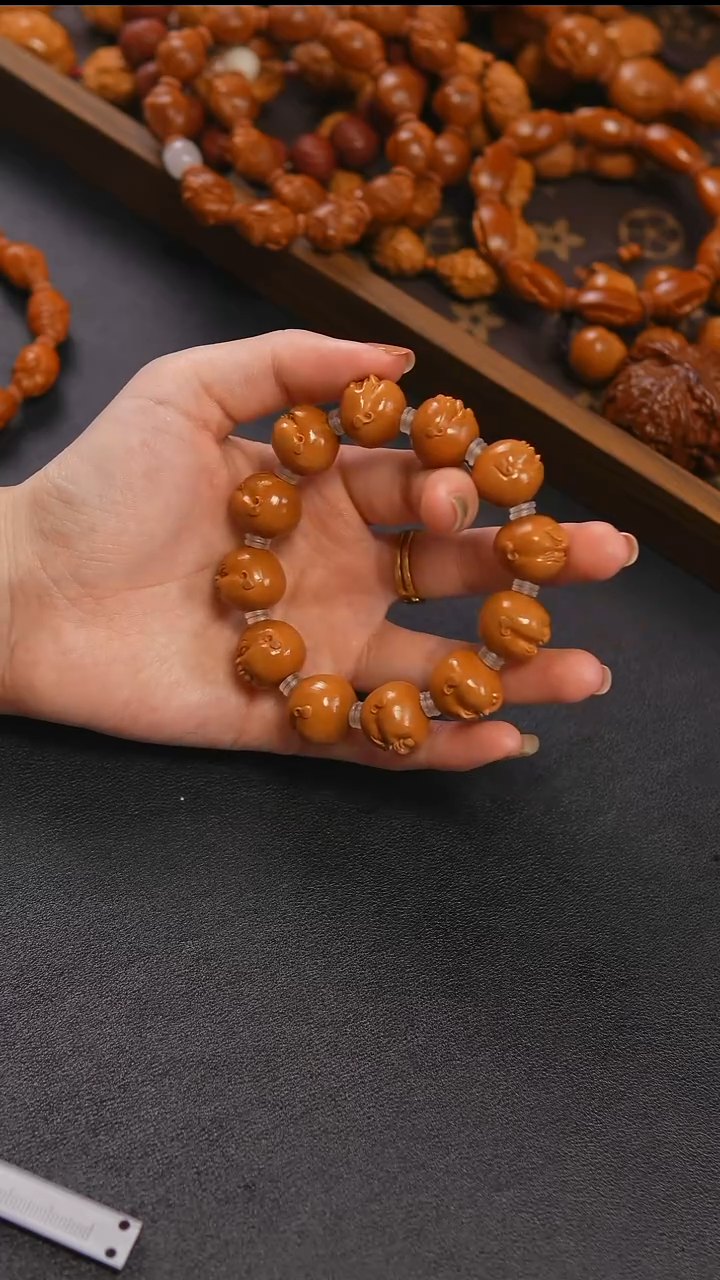 吊坠橄榄核人生百态1.9