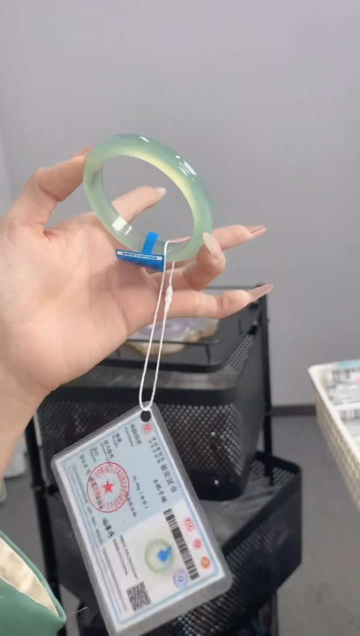 【闪购商品】玛瑙/玉髓手镯未镶嵌55-56圈