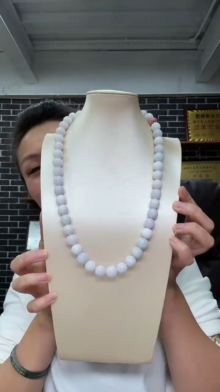 颈饰未镶嵌翡翠链子