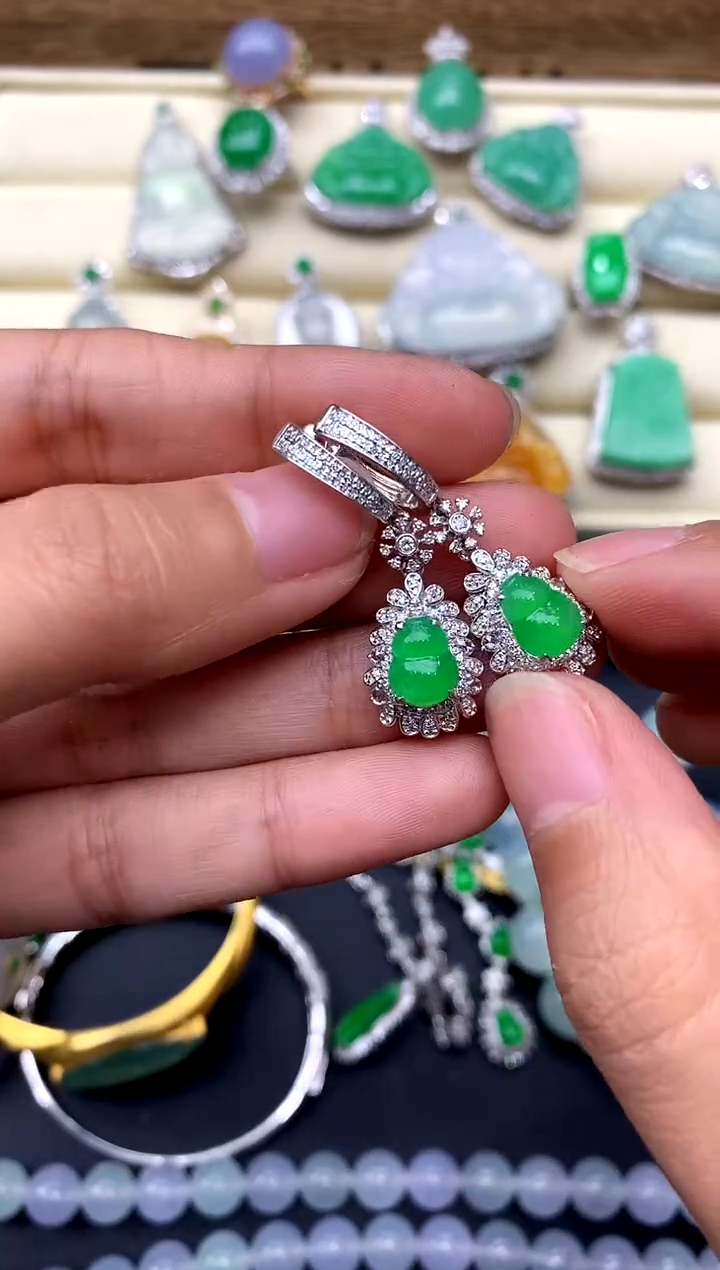 【闪购商品】翡翠耳饰18K金镶嵌405-中国好珍宝