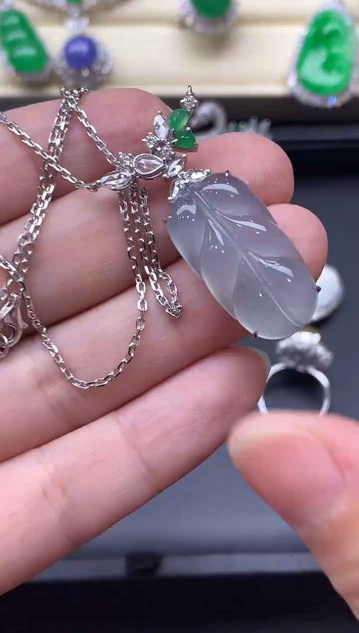 颈饰18K金镶嵌翡翠704-中国好珍宝