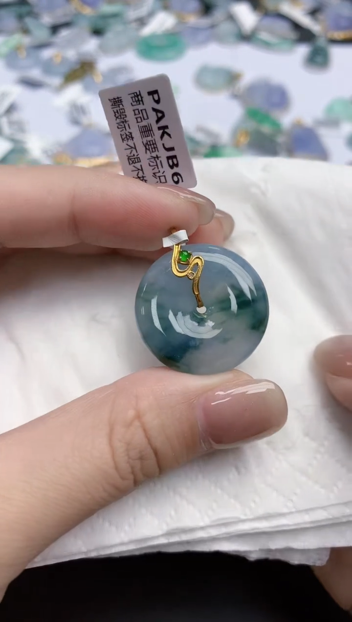 【闪购商品】翡翠颈饰18K金镶嵌天然缅甸翡翠A货