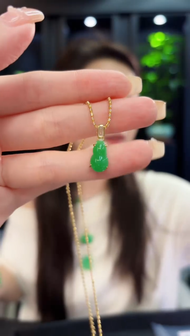 翡翠未镶嵌吊坠(不含链)缅料A货/多样性发货/一件