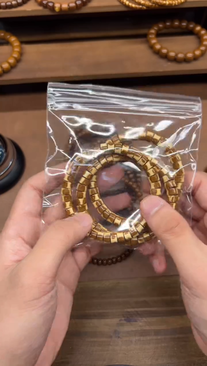 手串紫金鼠A**Y紫金鼠花皮实心正奔5*8厚切 超精工全品