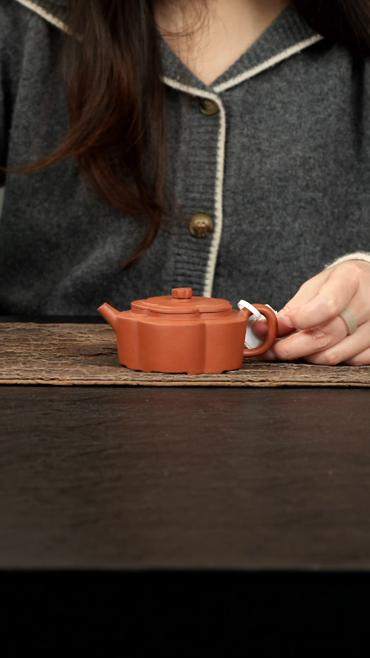 茶壶紫砂梅花周盘小红泥120cc