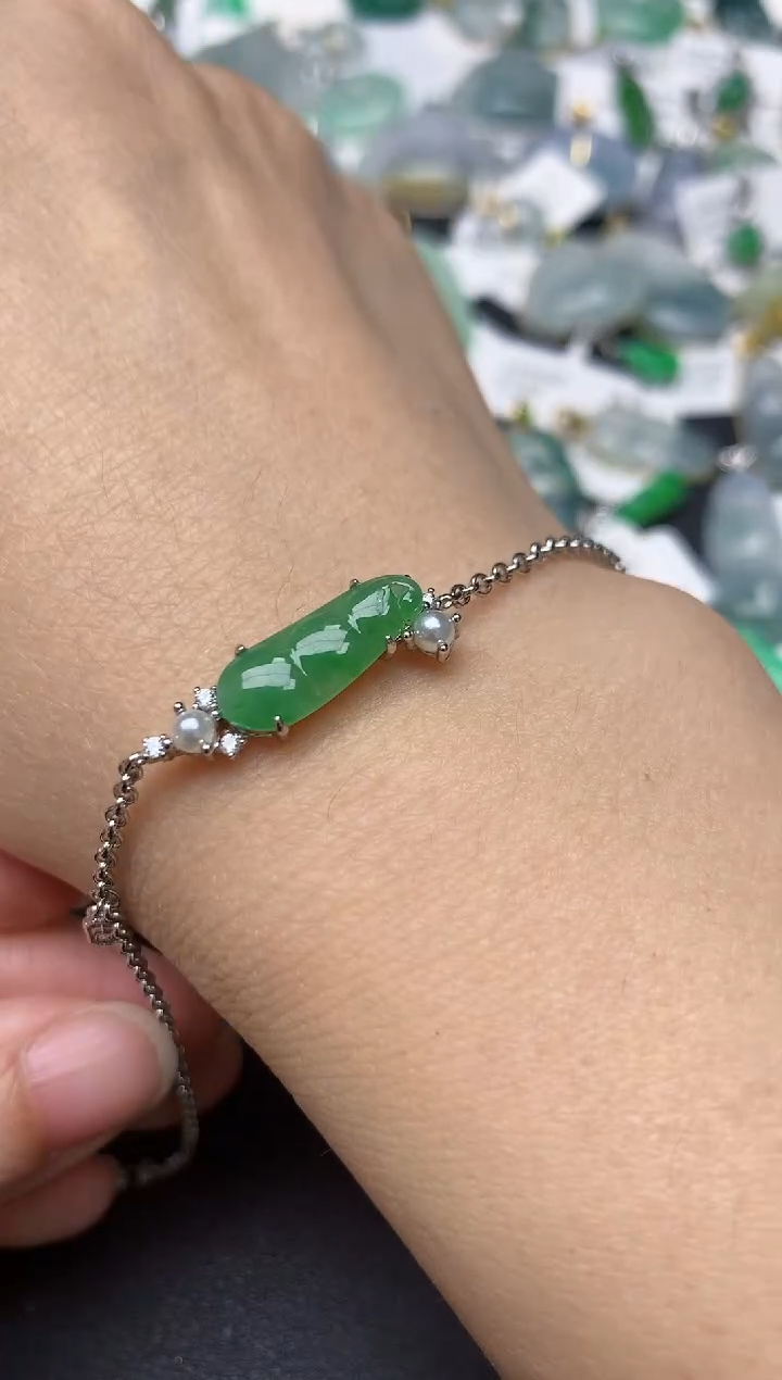 颈饰未镶嵌翡翠天然缅甸A货翡翠