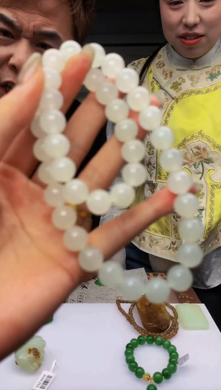 【闪购商品】定制和田玉Boss阳天然和田玉（拍一发一）