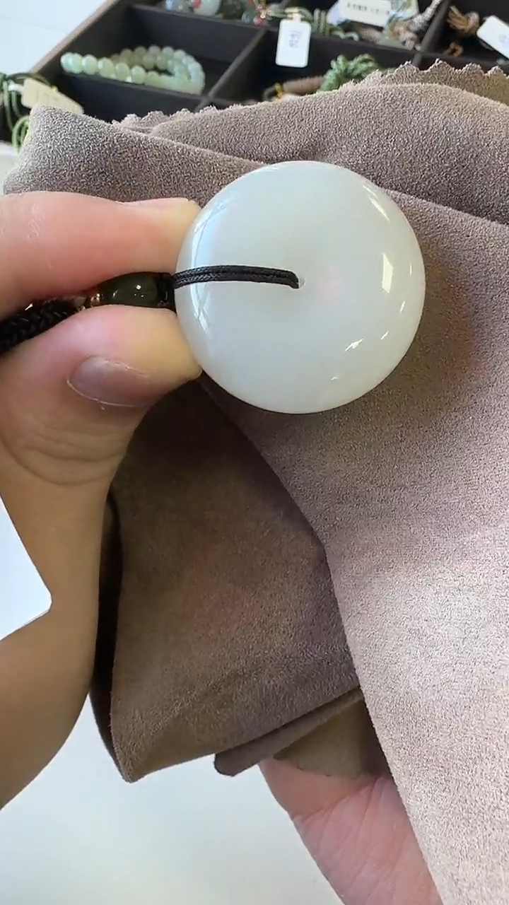 【闪购商品】和田玉吊坠未镶嵌1395平安扣