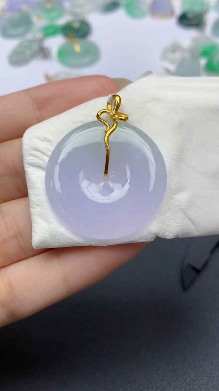 颈饰18K金镶嵌翡翠天然缅甸a货翡翠百元以上9元证书费自理