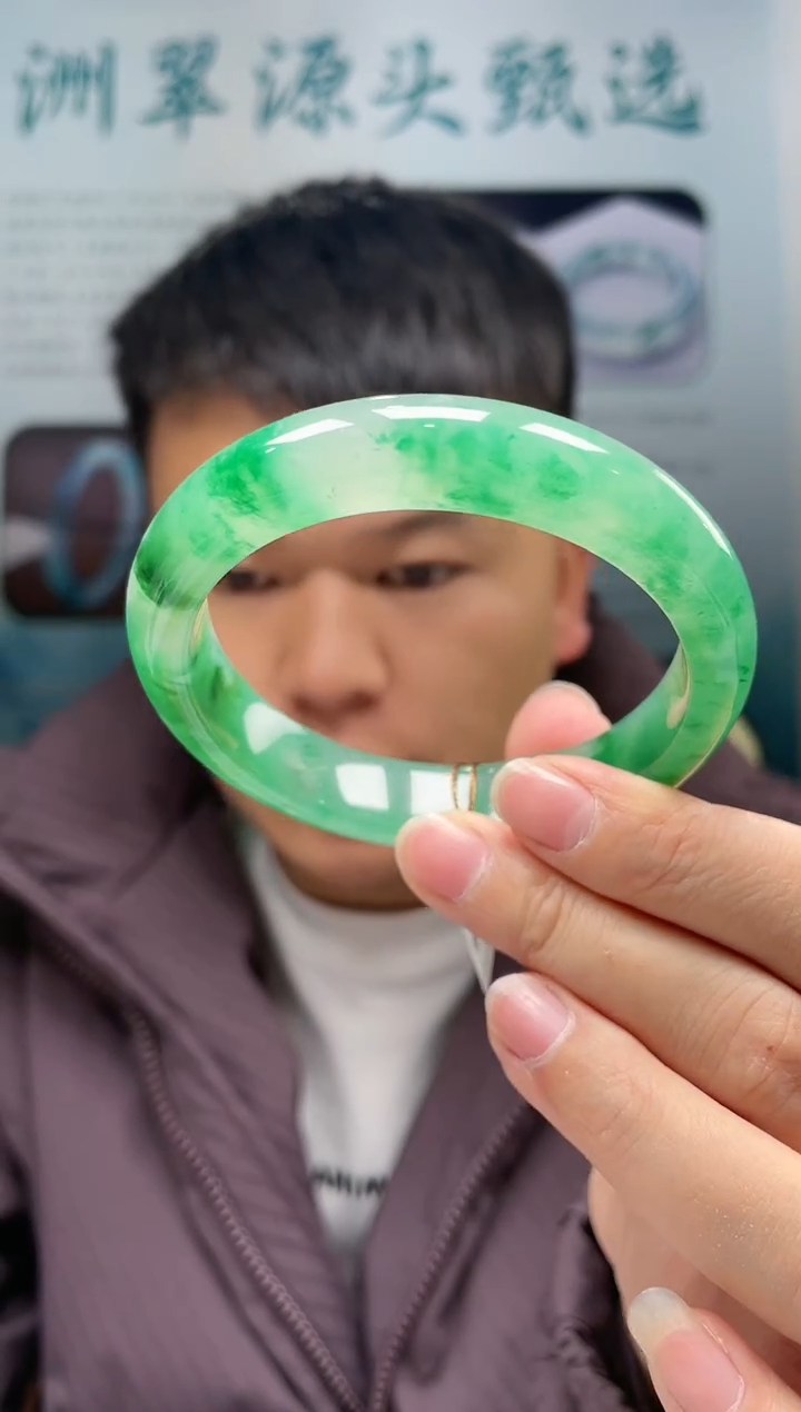 【闪购商品】石英质玉手镯未镶嵌非洲翠手镯多样性发货  