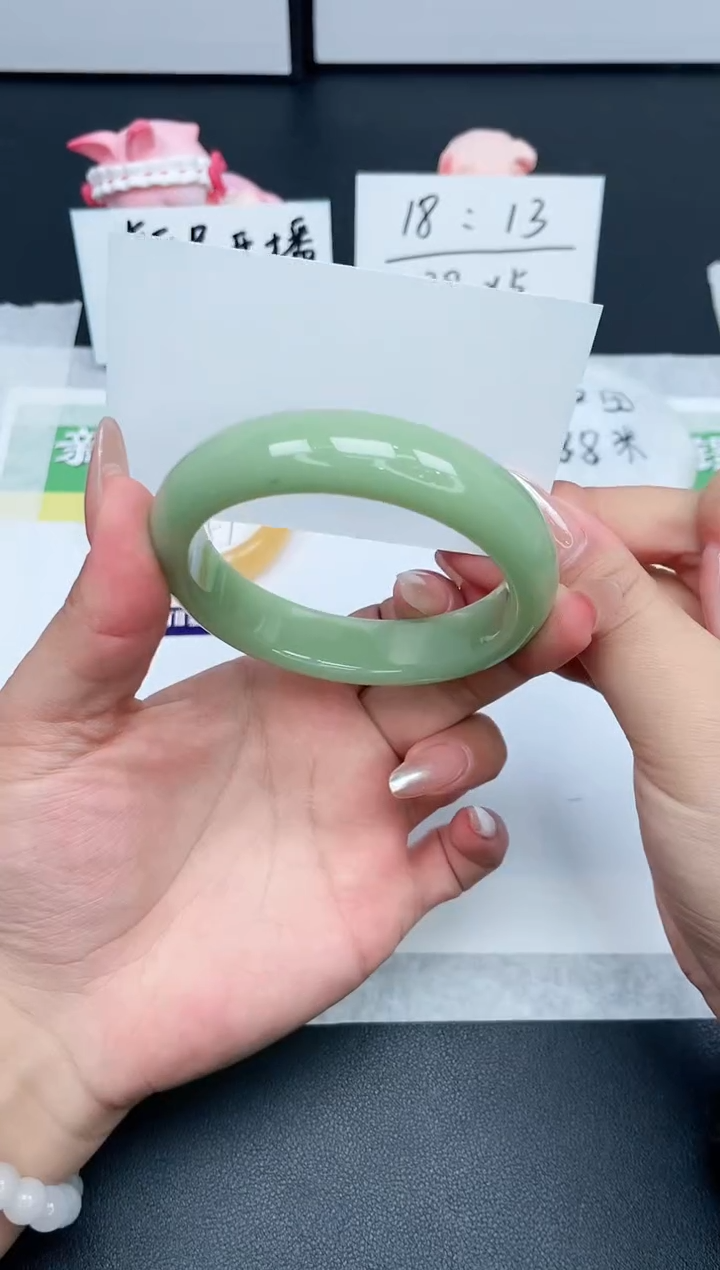 【闪购商品】石英质玉手镯未镶嵌3-59.4