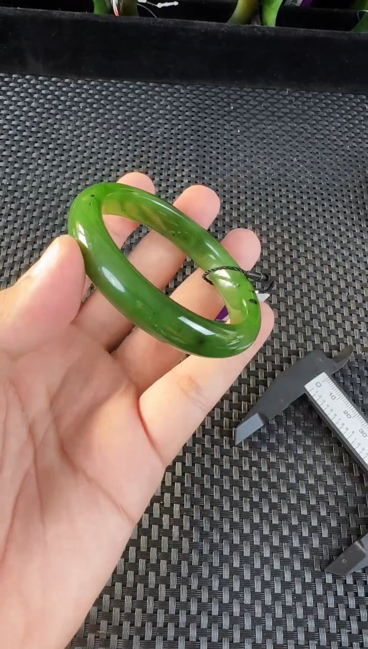 【闪购商品】和田玉（碧玉）手镯未镶嵌约57.5MM