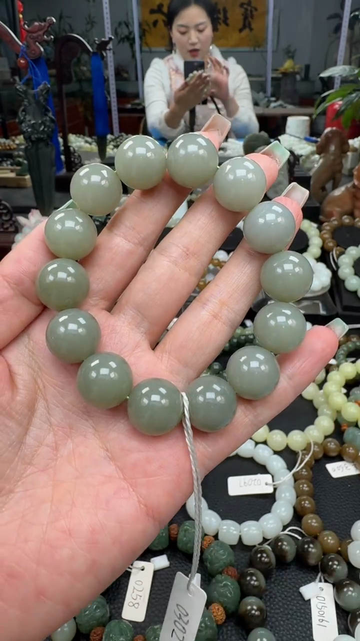 未镶嵌手串和田玉新疆且末蓝卡16