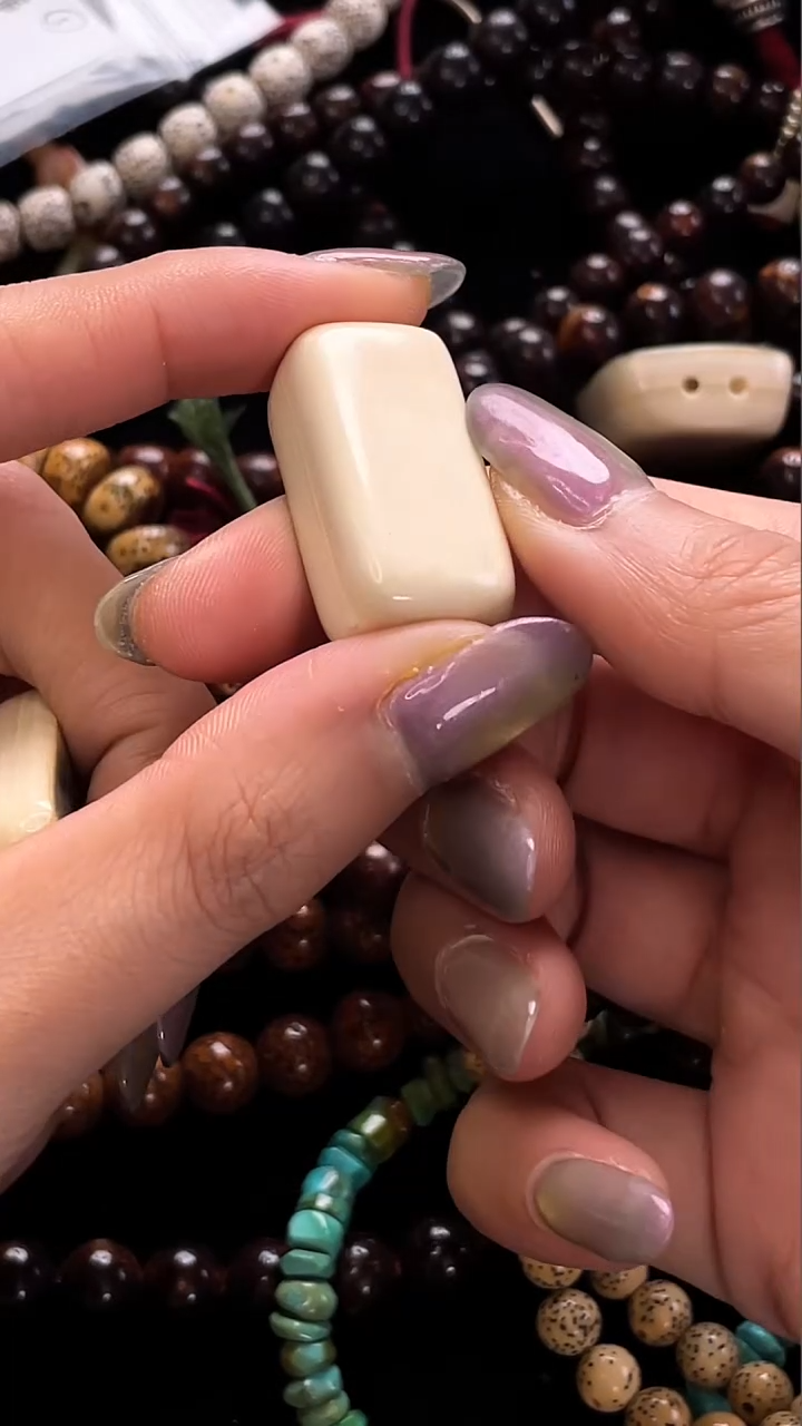 把件星月菩提?*?MM带皮平安无事牌