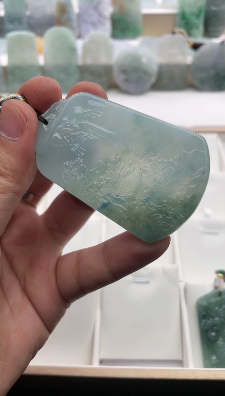 【闪购商品】翡翠颈饰未镶嵌..../3/3/ 153