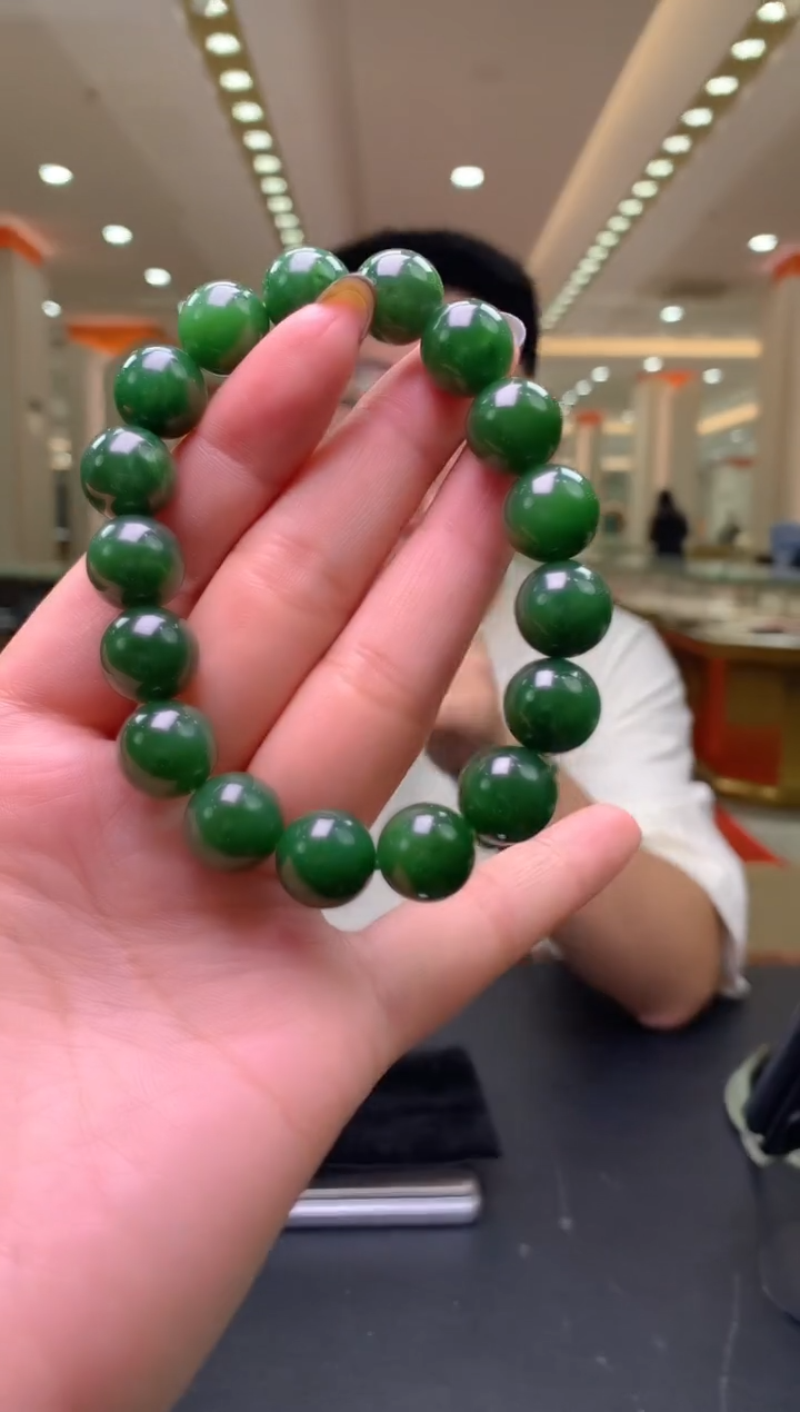 颈饰未镶嵌和田玉天然和田玉（拍一发二)